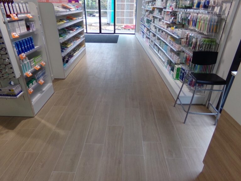AUBREE CARRELAGE COMMERCES BREST FINISTERE 18